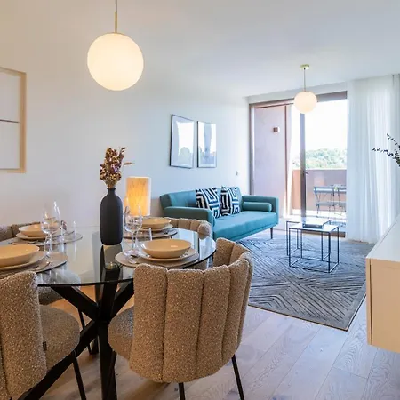 Stunning Flat In The Center Of Gaia By Lovelystay