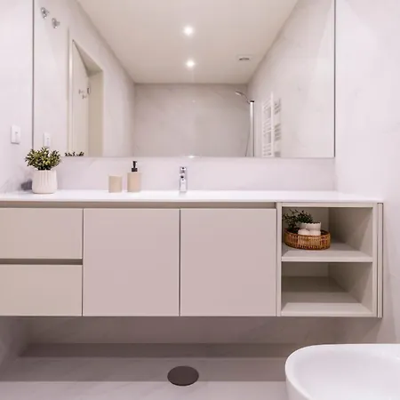 Daire Stunning Flat In The Center Of Gaia By Lovelystay Vila Nova de Gaia