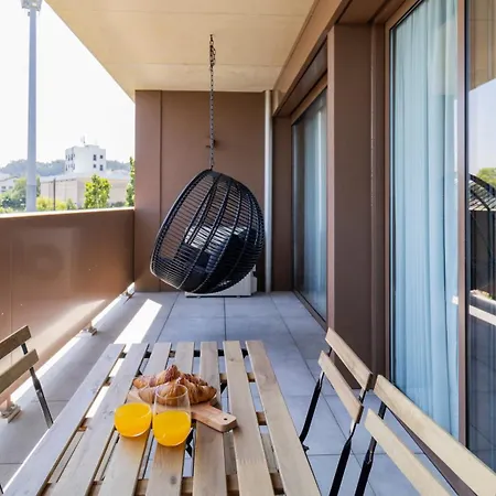 Daire Stunning Flat In The Center Of Gaia By Lovelystay *