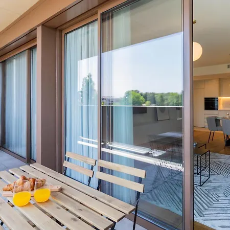 Daire Stunning Flat In The Center Of Gaia By Lovelystay *