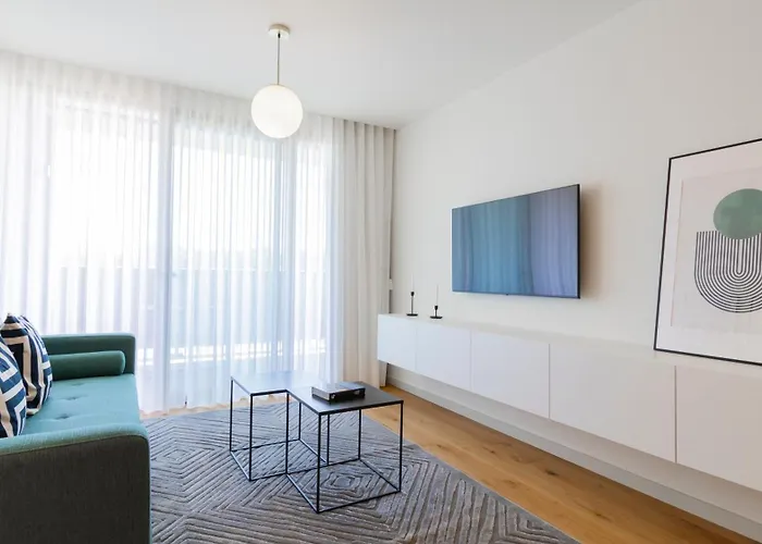 Stunning Flat In The Center Of Gaia By Lovelystay *